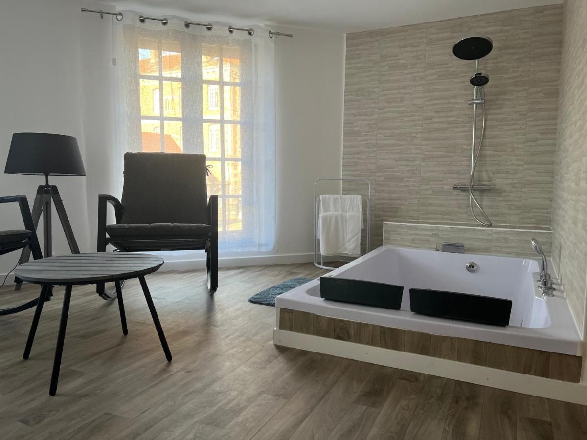 Hotel Magnifique Loft 35m2 Jacuzzi RVB NIGHT 1 Amiens Esterno foto